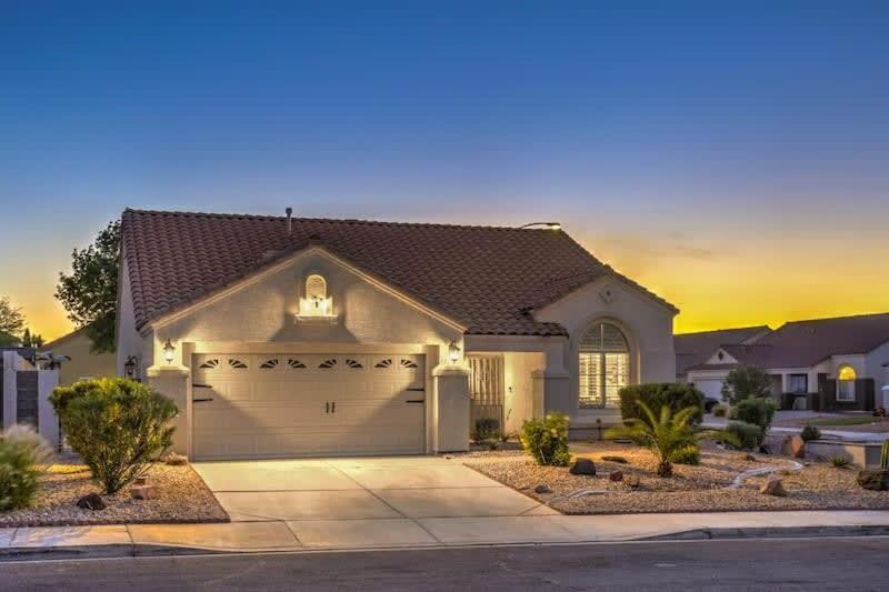 Family Fun For Everyone In Las Vegas- 4 Bedrooms, Billiards, Game Room Гендерсон Екстер'єр фото