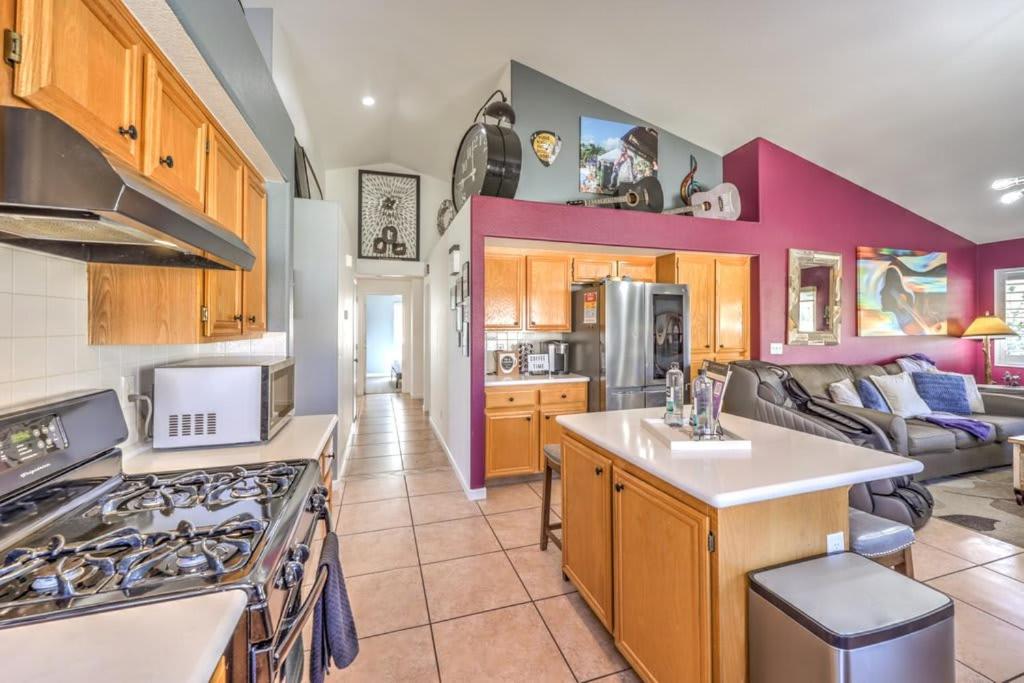 Family Fun For Everyone In Las Vegas- 4 Bedrooms, Billiards, Game Room Гендерсон Екстер'єр фото